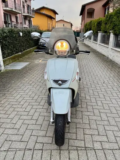 Aprilia Scarabeo 300 Special (2009 - 13) usata