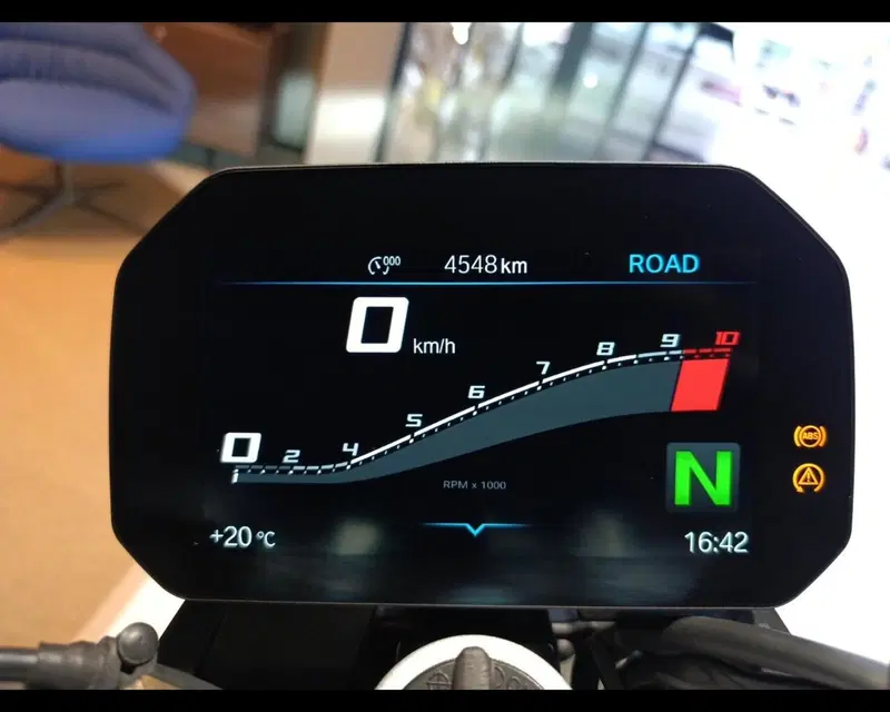 Bmw F 900 R (2021 - 24) (9)