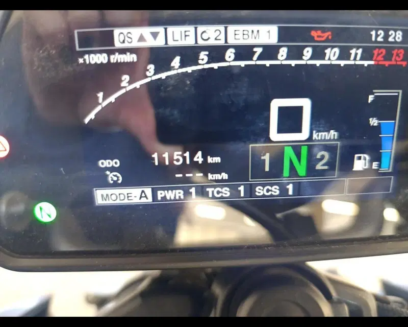 Yamaha MT-10 (2022 - 26) (8)