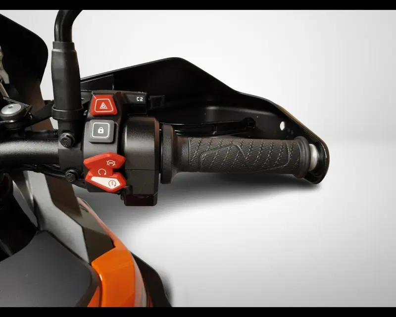KTM 1290 Super Adventure S (2022 - 25) (11)