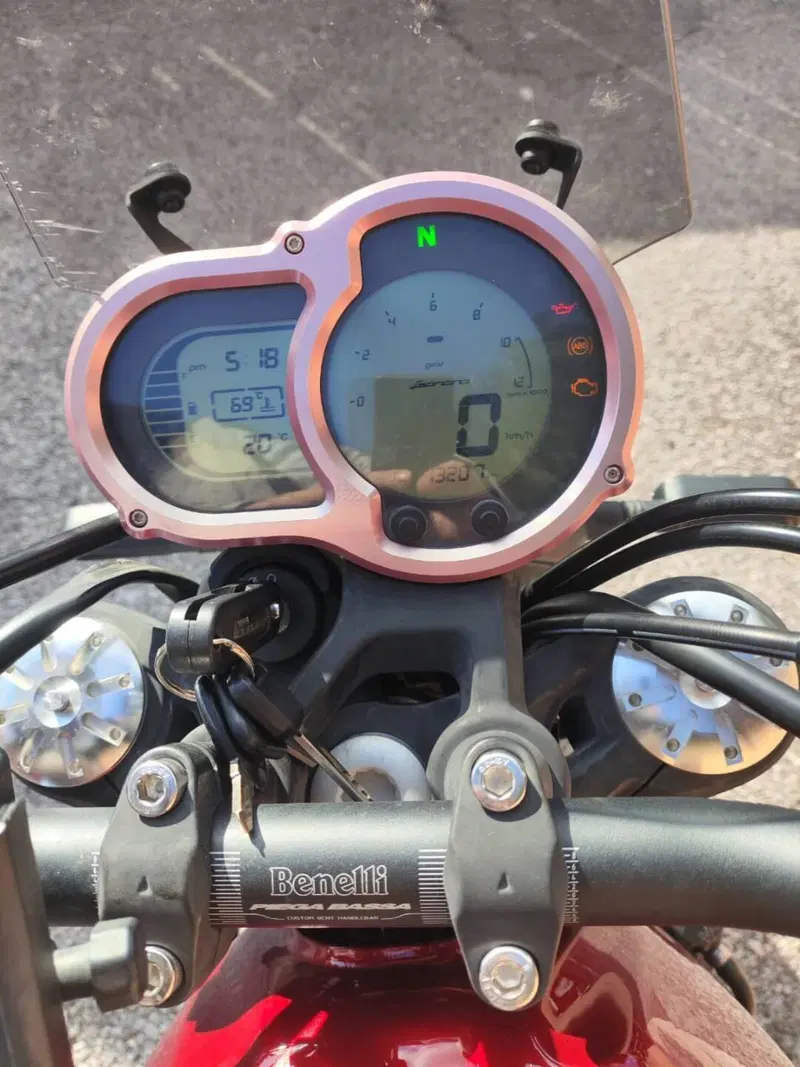 Benelli Leoncino 500 (2021 - 25) (2)