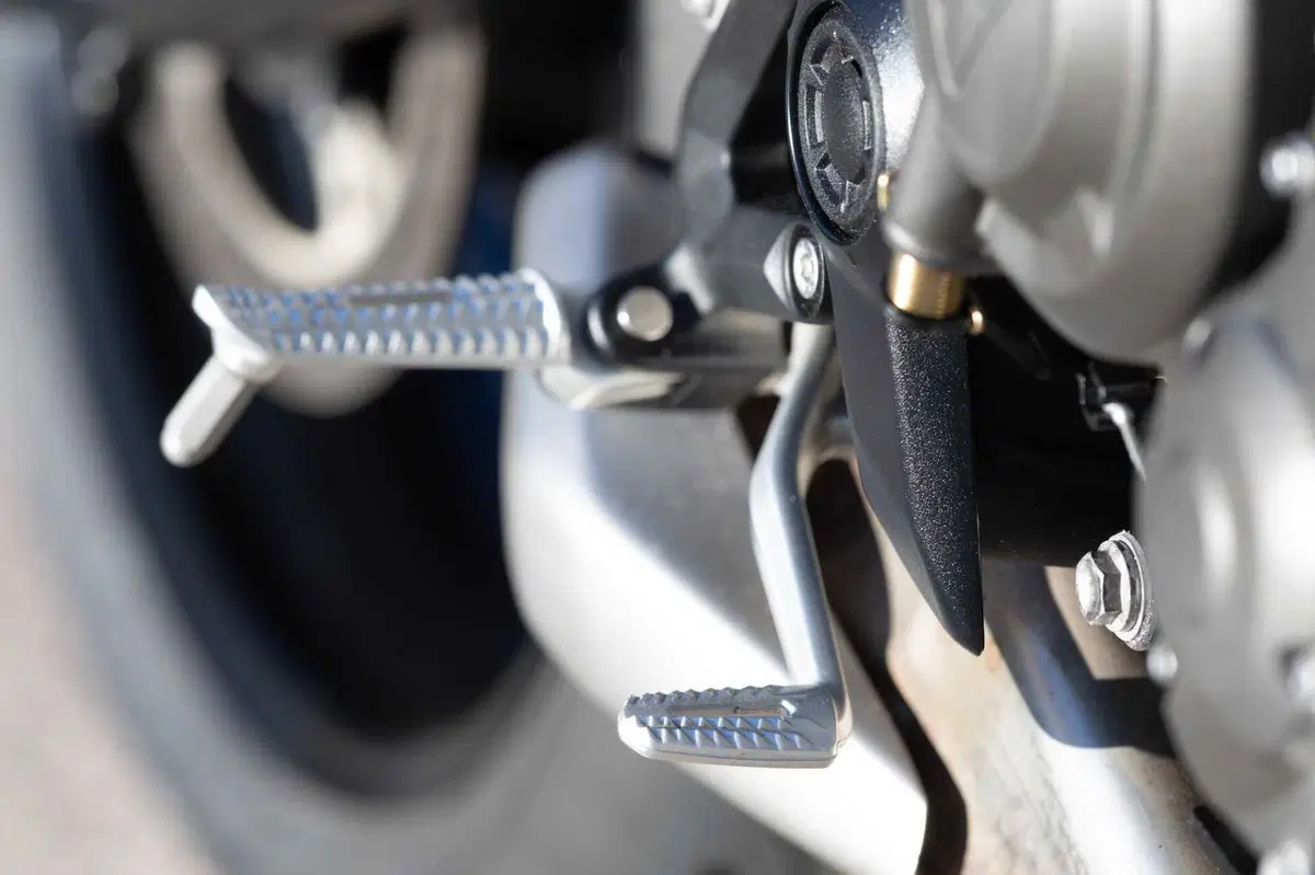 Triumph Trident 660: seconda giovinezza (8)