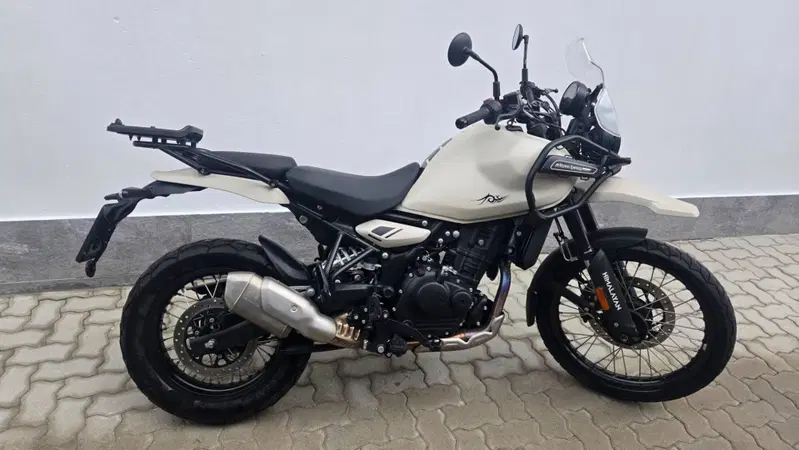 Royal Enfield Himalayan 450 (2024 - 26) (2)