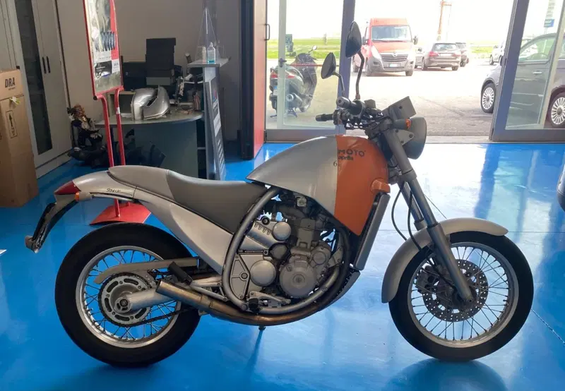 Aprilia Motó (2)
