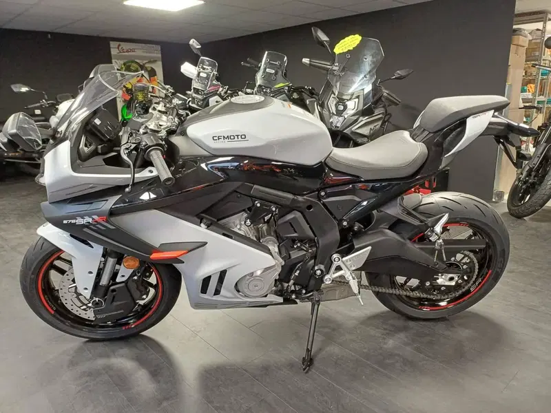 CFMOTO 675SR-R (2025 - 26) (2)
