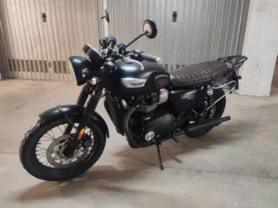 Triumph Bonneville T100 Black (2017 - 20) usata