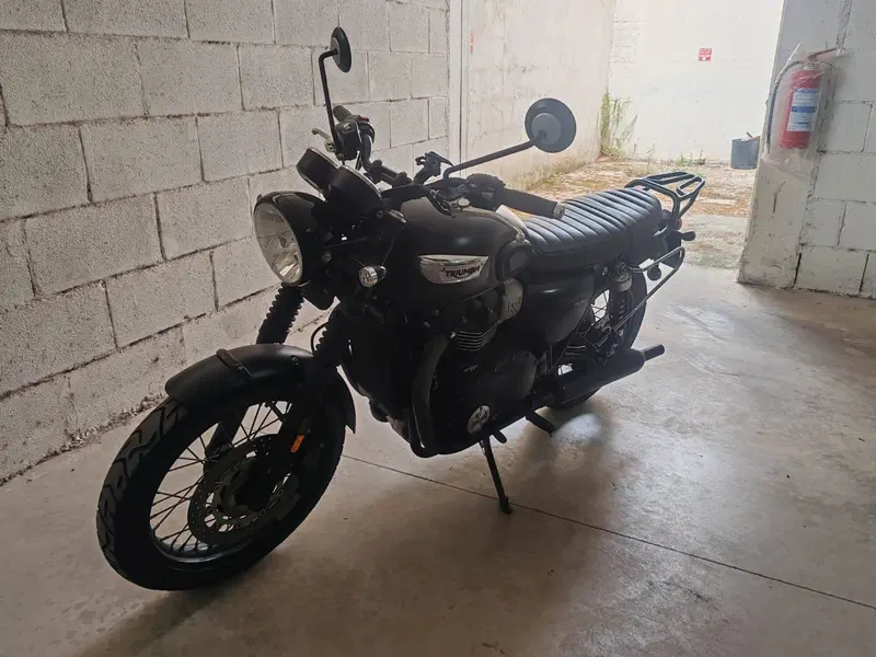 Triumph Bonneville T100 Black (2017 - 20) (10)