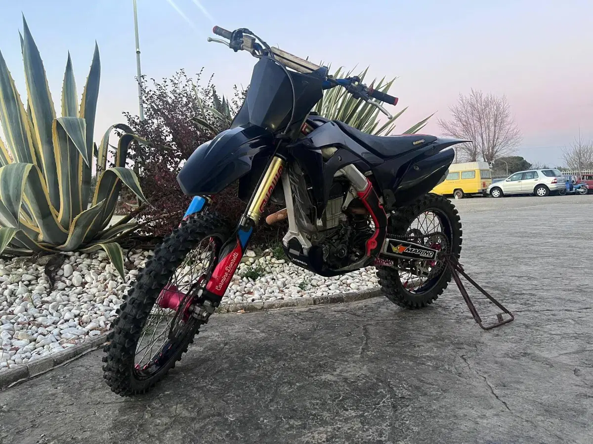 Honda CRF 450R (2017) (10)