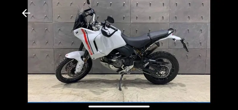 Ducati DesertX (2022 - 25) (4)