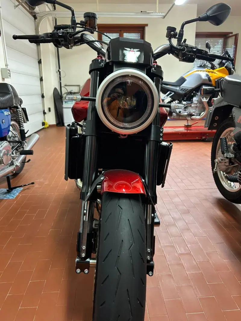 Moto Morini Milano 1200 (2018 - 20) (6)