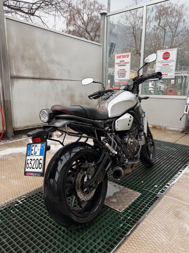 Yamaha XSR 700 ABS (2016 - 20) (3)