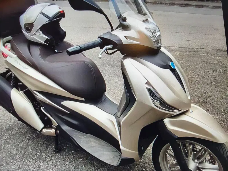 Piaggio Beverly 400 ABS-ASR (2021 - 24)