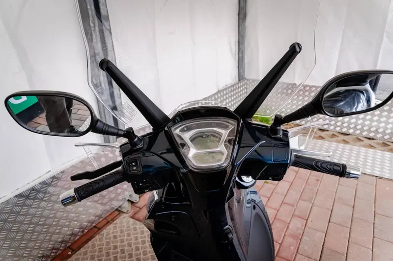 Kymco People 125i S (2021 - 25) (5)