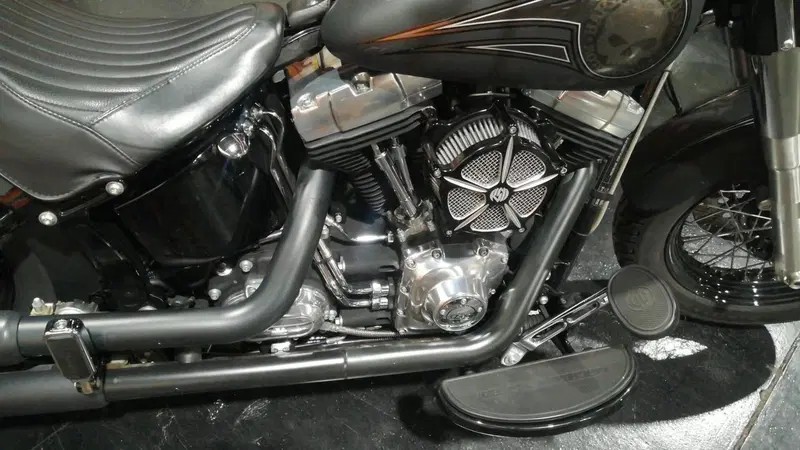 Harley-Davidson Softail Convertible FLSTSE 110 (2012)