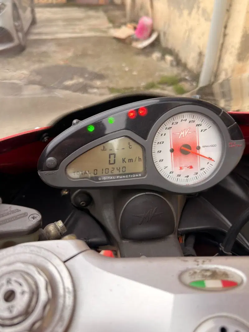MV Agusta F4 1000 R 1+1 (2006 - 08) (11)