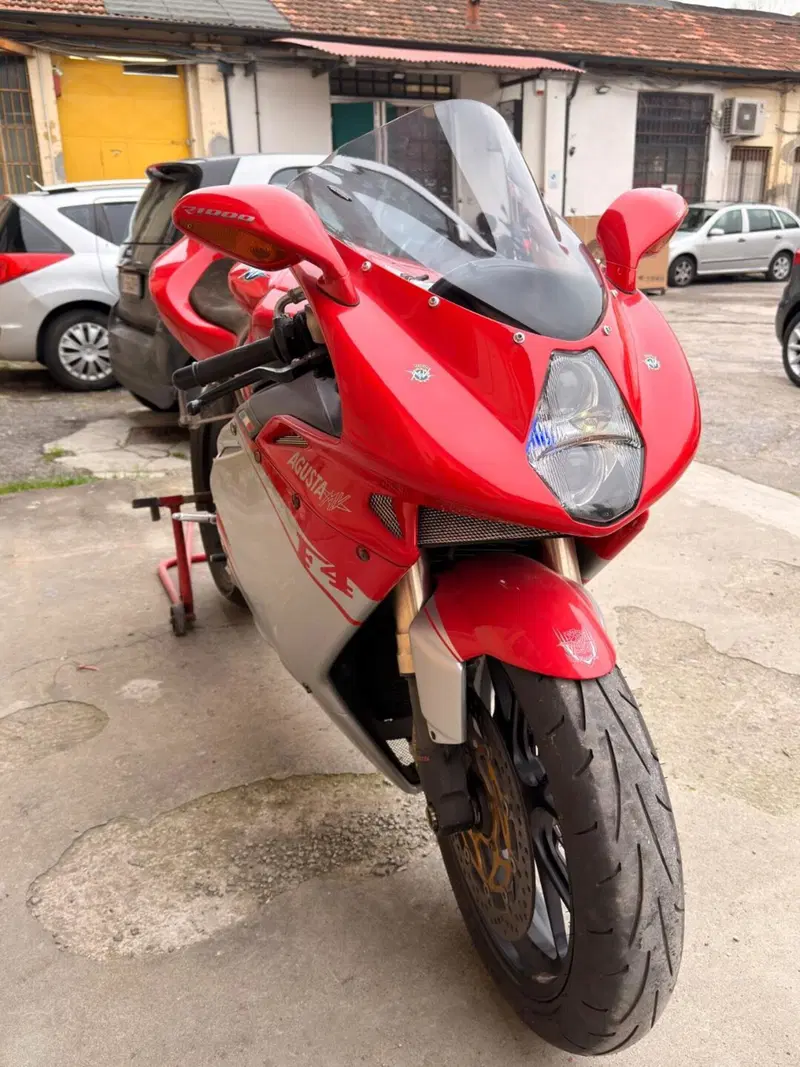 MV Agusta F4 1000 R 1+1 (2006 - 08) (5)