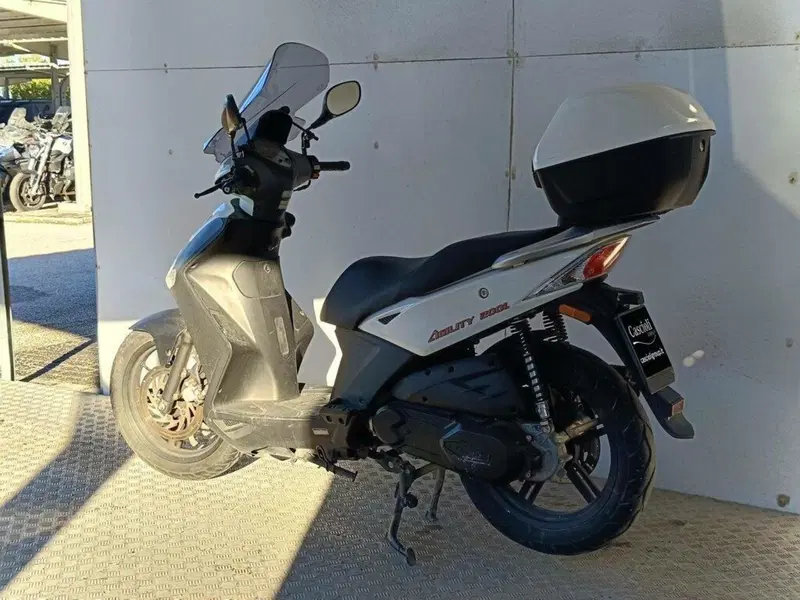 Kymco Agility 200i R16 + (2020) (6)