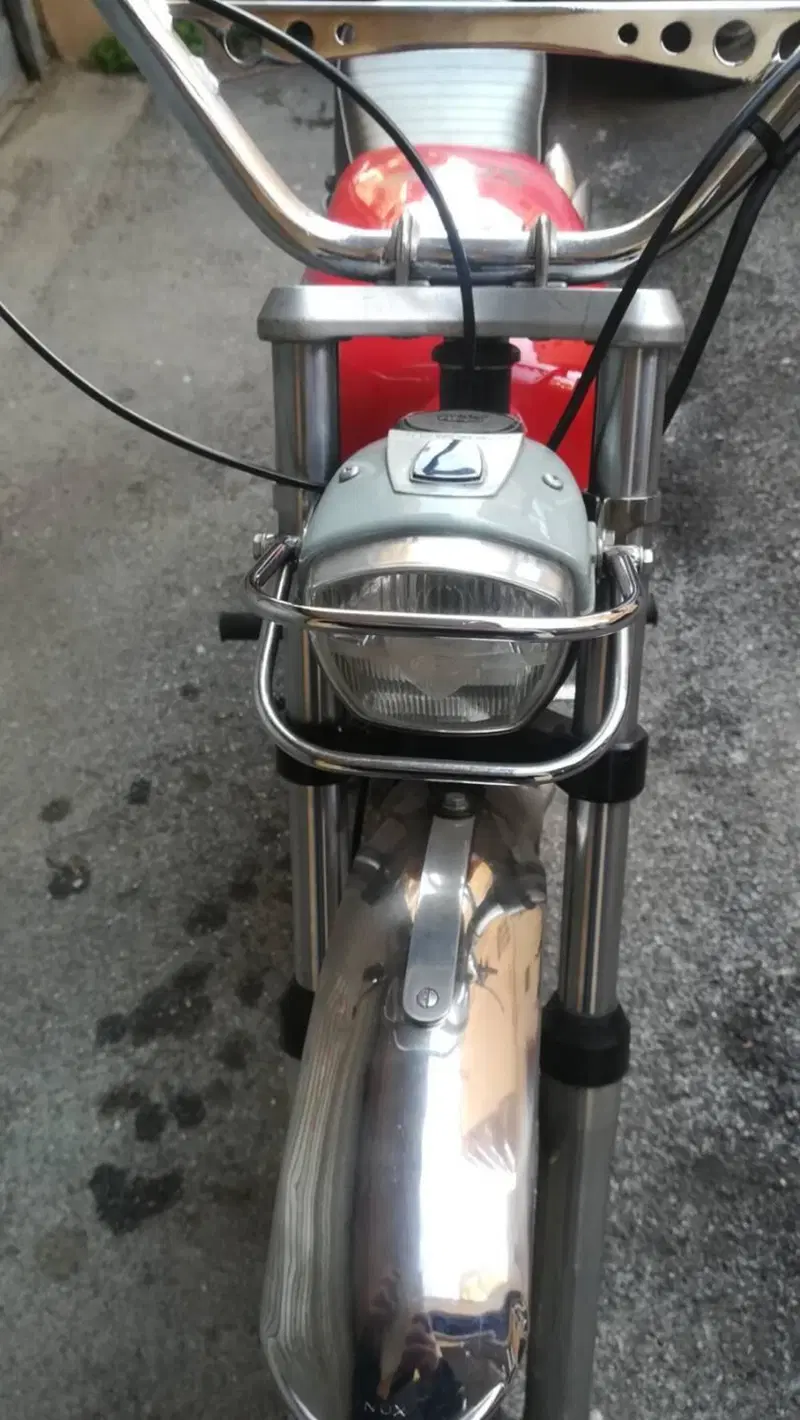 Moto Morini CORSARINO SCRAMBLER (10)