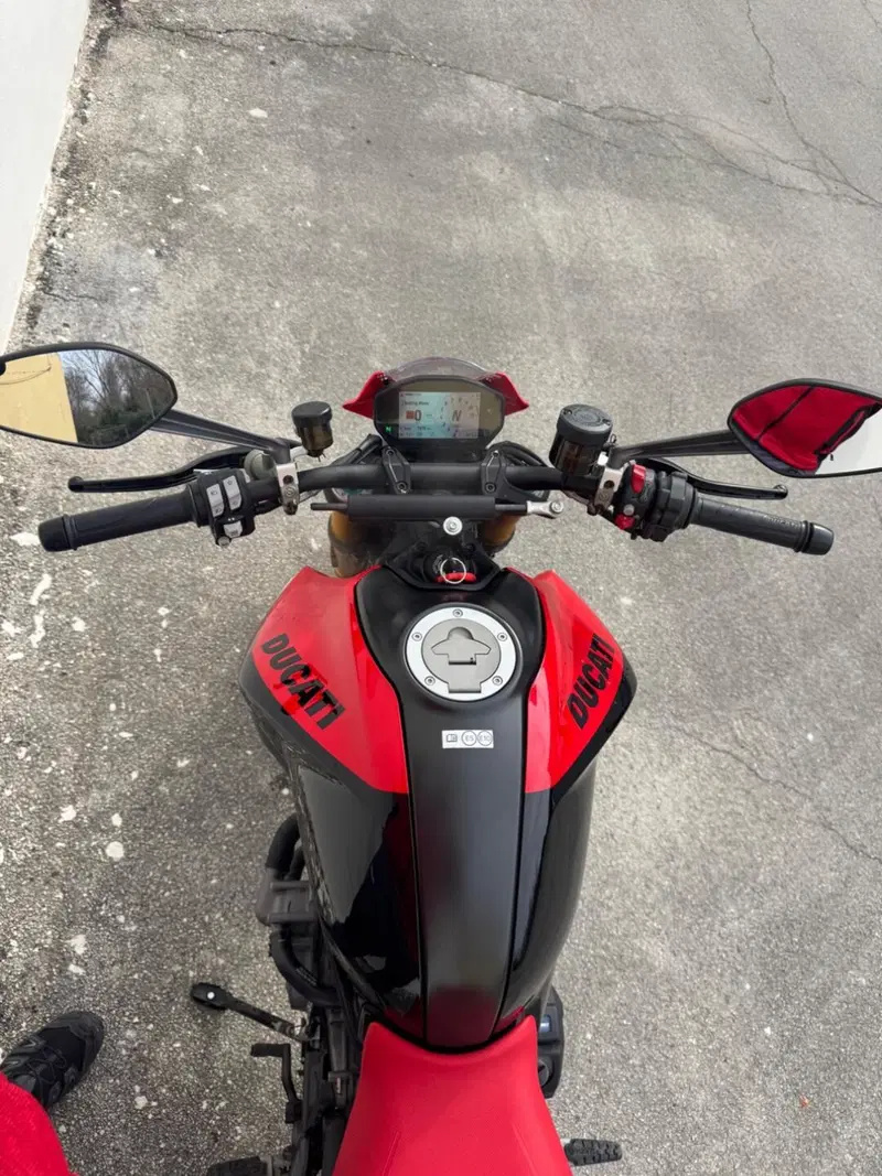 Ducati Monster 937 SP (2023 - 25) (4)