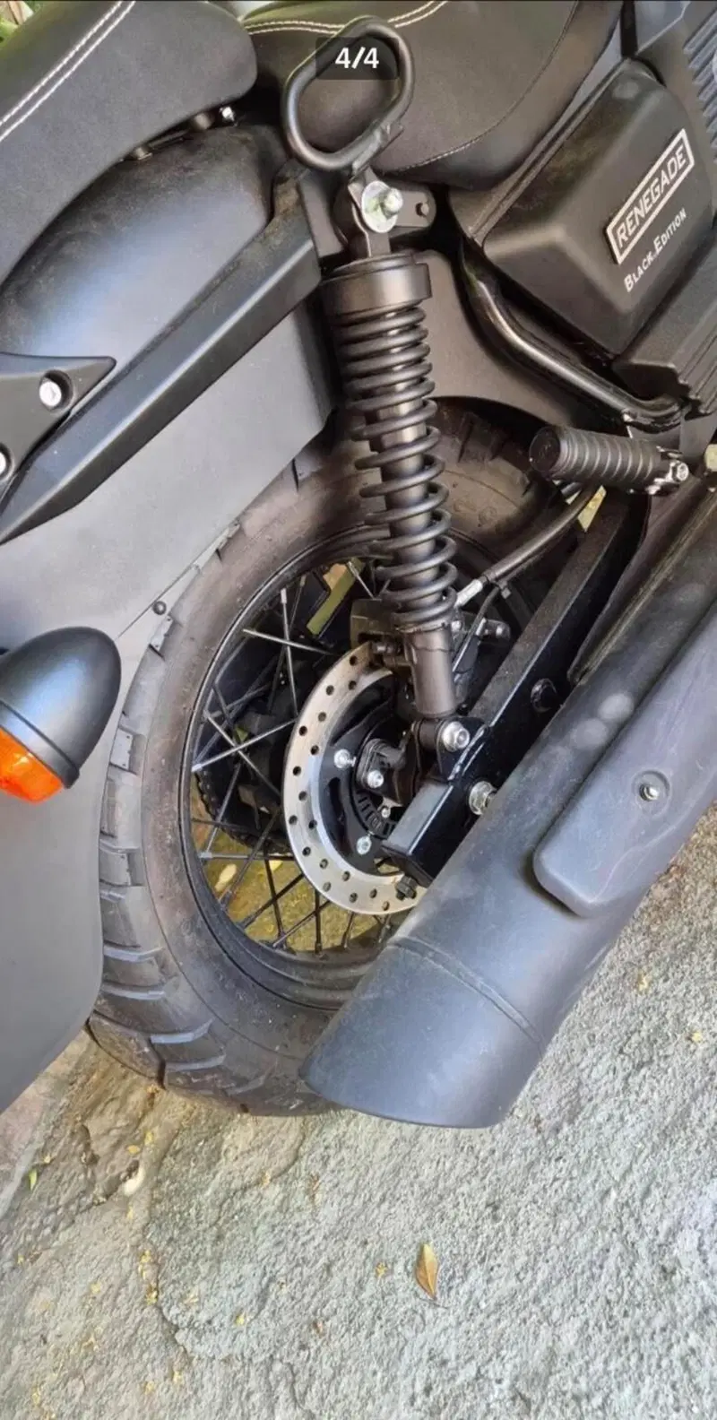 Um Italia Renegade Commando 125 (2023 - 26) (4)
