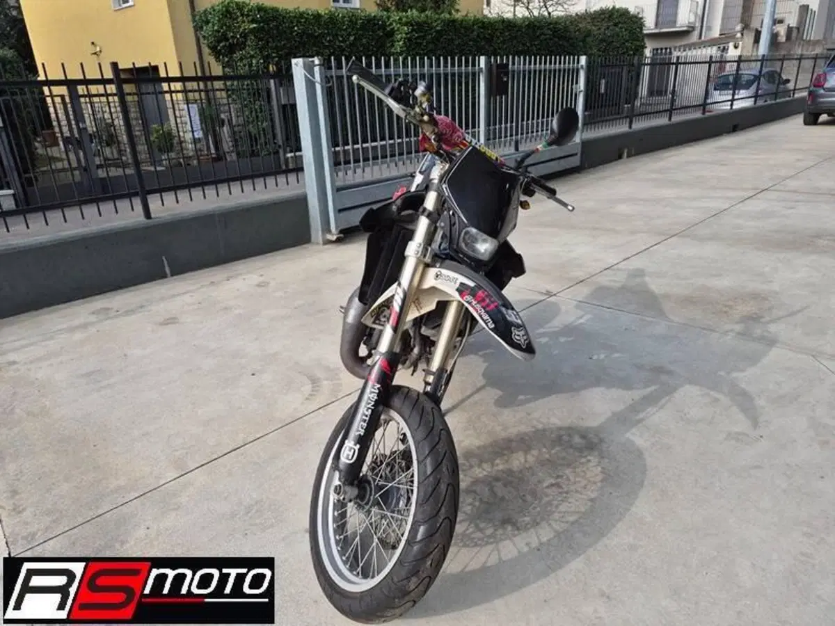 Husqvarna SM 125 (2008) (3)