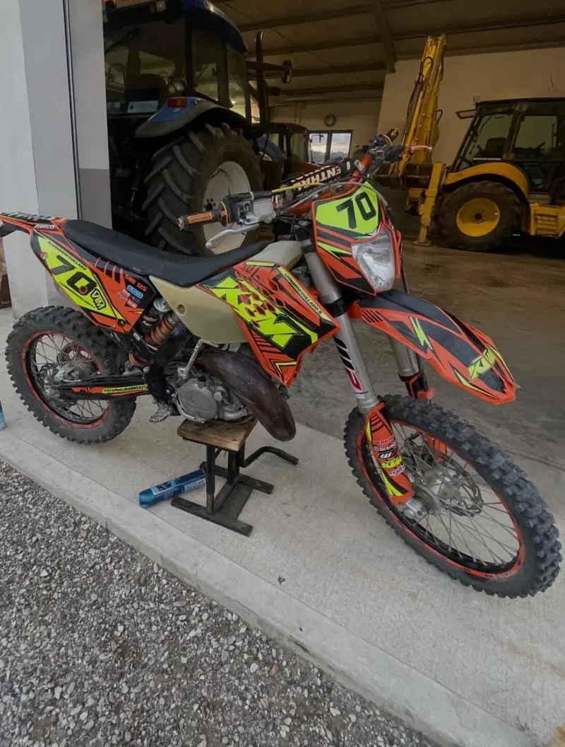 KTM 125 EXC (2009) (2)