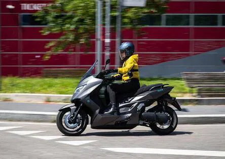 Elettrico a due ruote in picchiata: -50,87% a febbraio in attesa degli incentivi Ecobonus