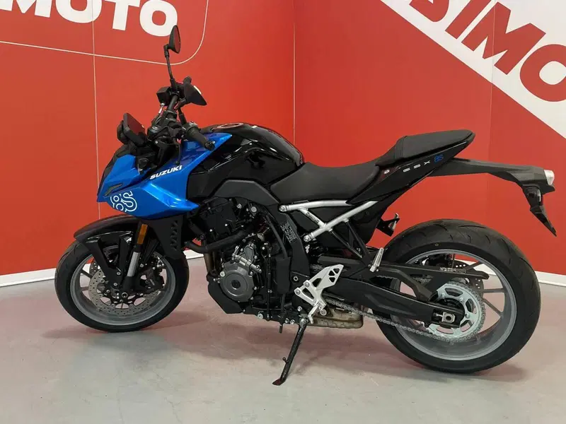Suzuki GSX-8S (2025 - 26) (4)