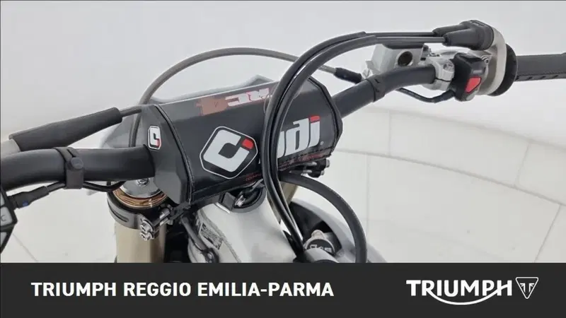 Triumph TF 450-RC Edition (2025 - 26) (9)