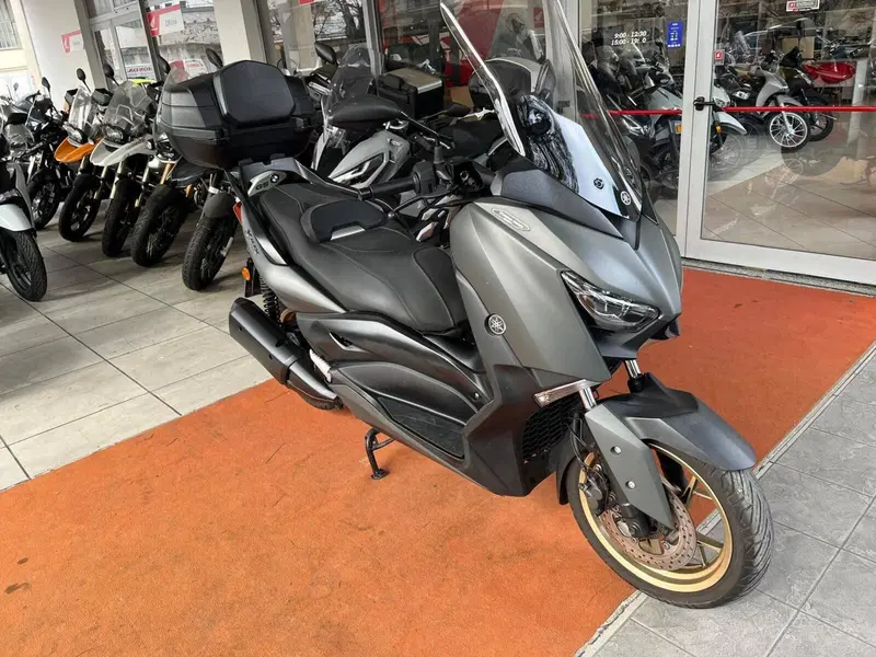 Yamaha X-Max 300 Tech Max (2020) (6)