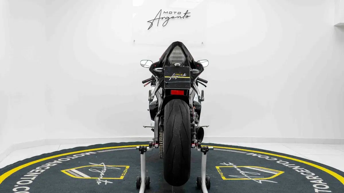Yamaha YZF R6 (2008 - 09) (4)