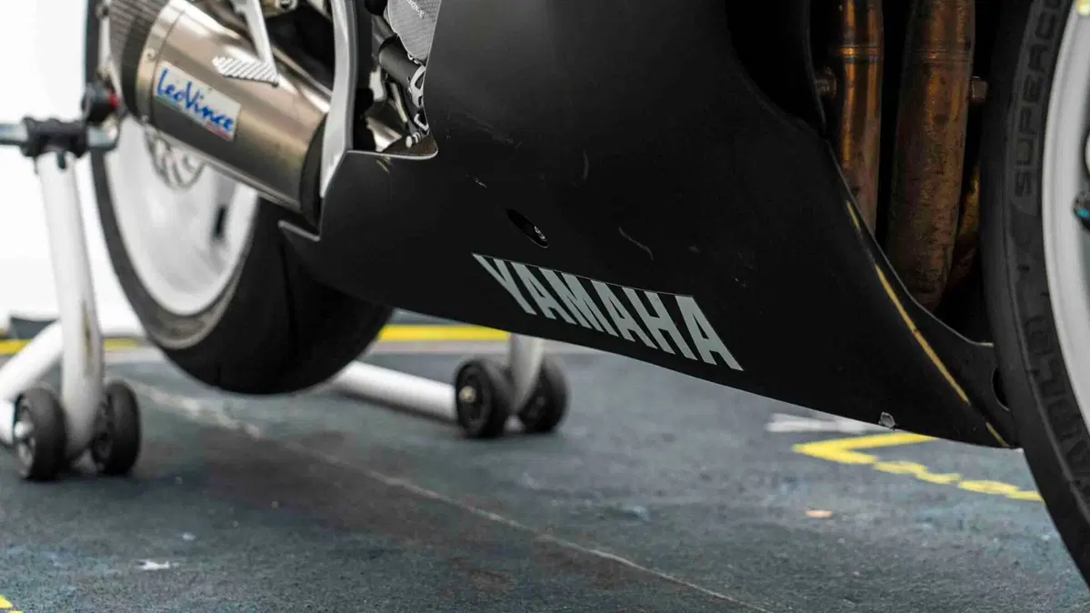 Yamaha YZF R6 (2008 - 09) (15)