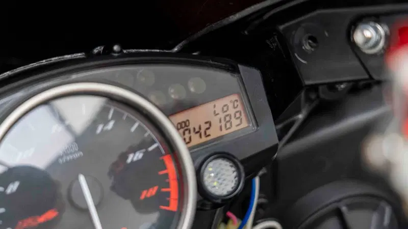 Yamaha YZF R6 (2008 - 09) (20)
