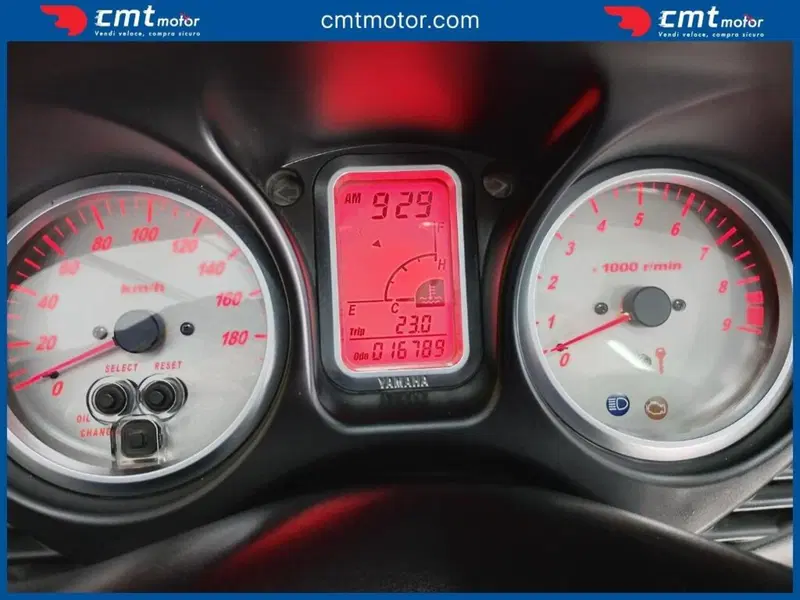 Yamaha T-Max 500 (2004 - 07) (5)
