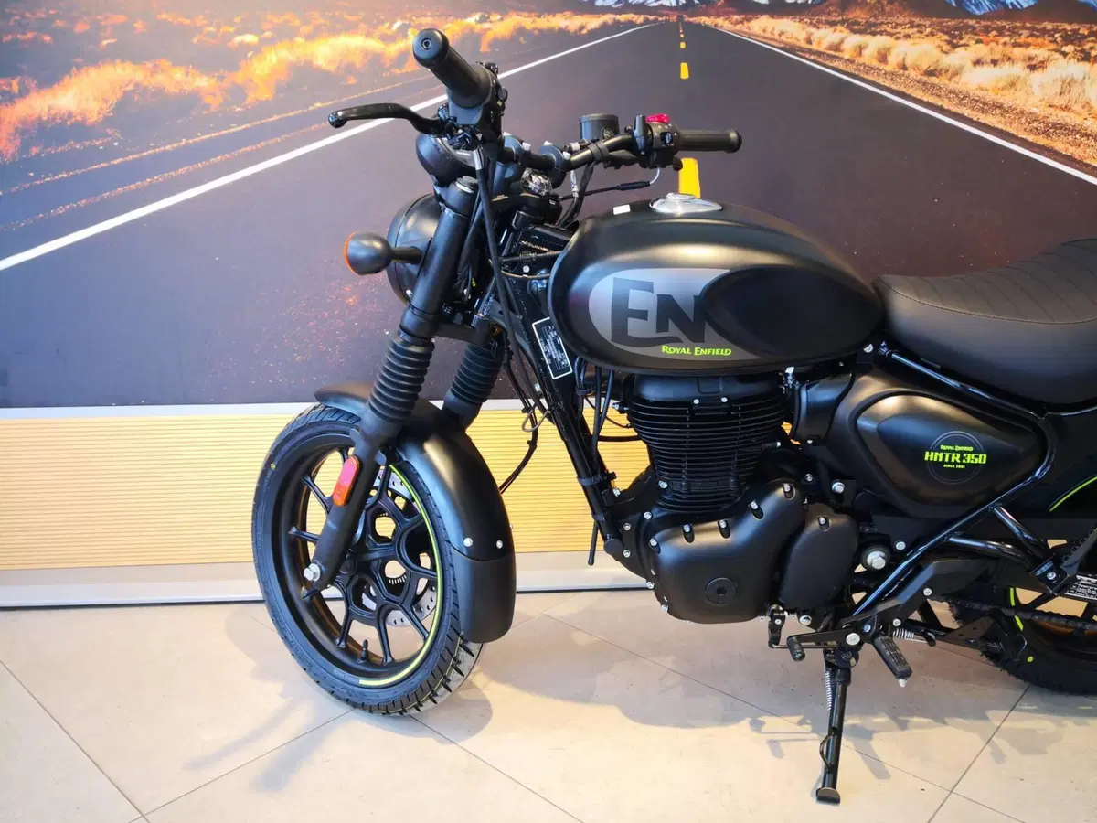 Royal Enfield HNTR 350 (2022 - 26) (10)