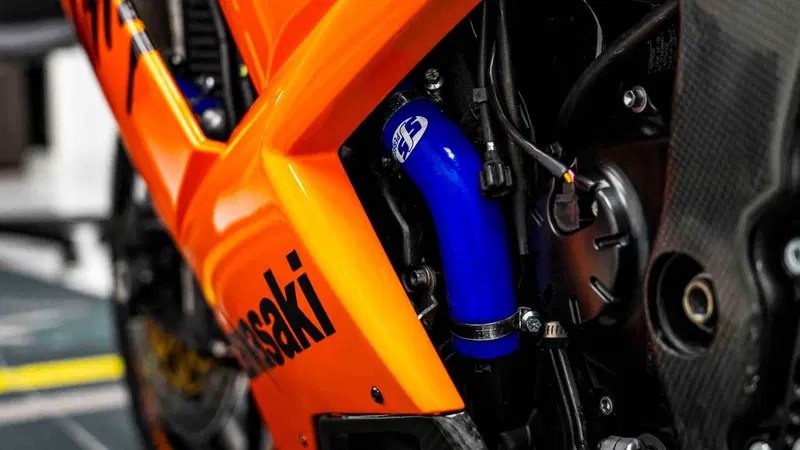 Kawasaki Ninja 600 ZX-6R (2007 - 08) (19)