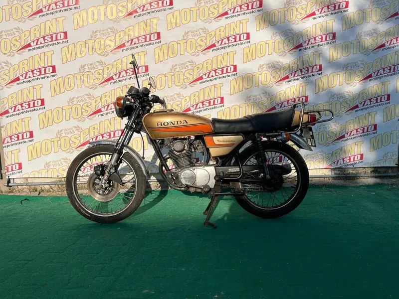 Honda Endurance 125 (2)