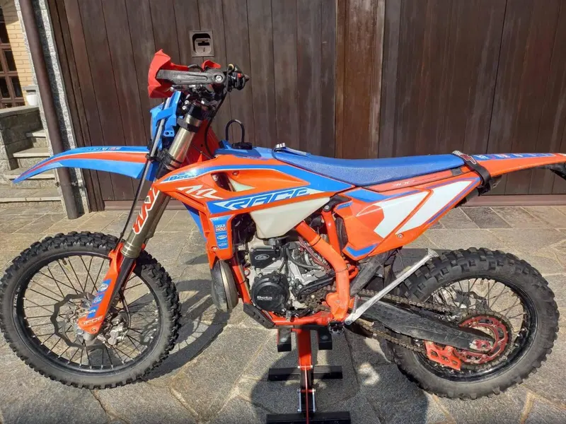 Betamotor RR 300 2T Enduro Race (2025) (11)