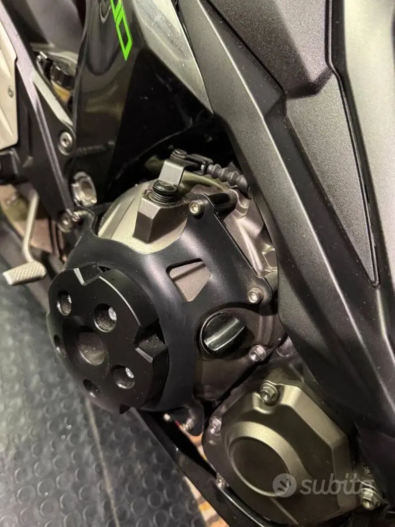 Kawasaki Z 800 e ABS (2012 - 16) (9)