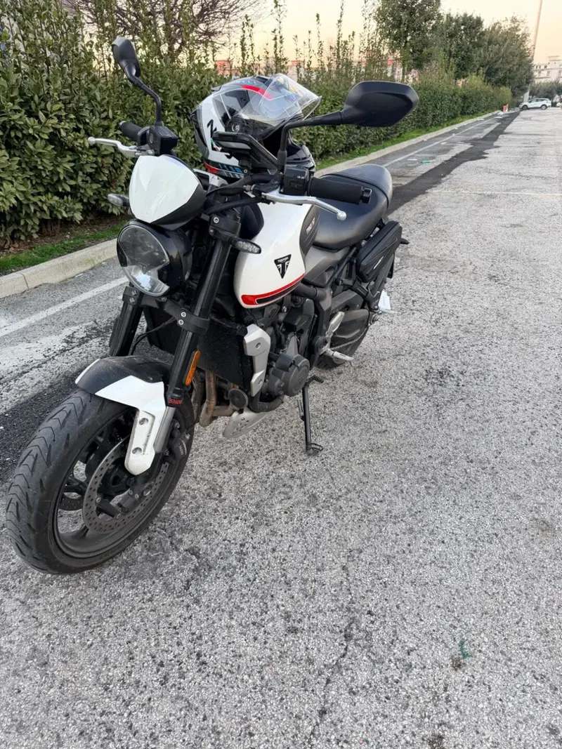 Triumph Trident 660 (2021 - 24) (2)