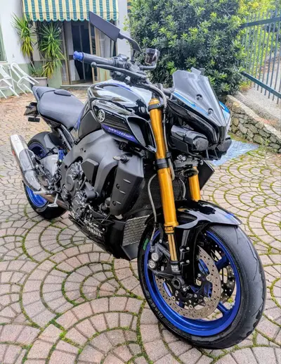Yamaha MT-10 SP (2022 - 25) usata
