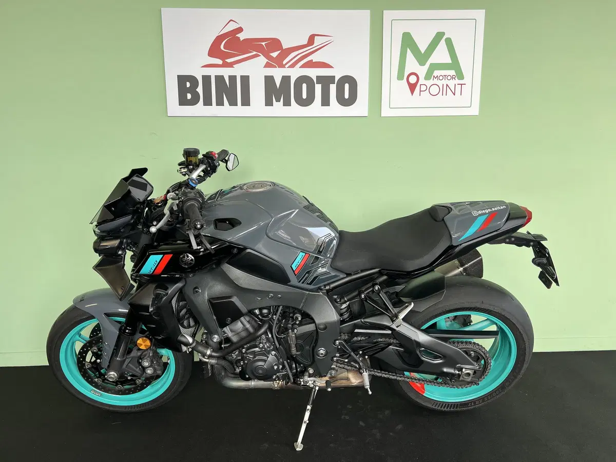 Yamaha MT-10 (2022 - 26) (5)