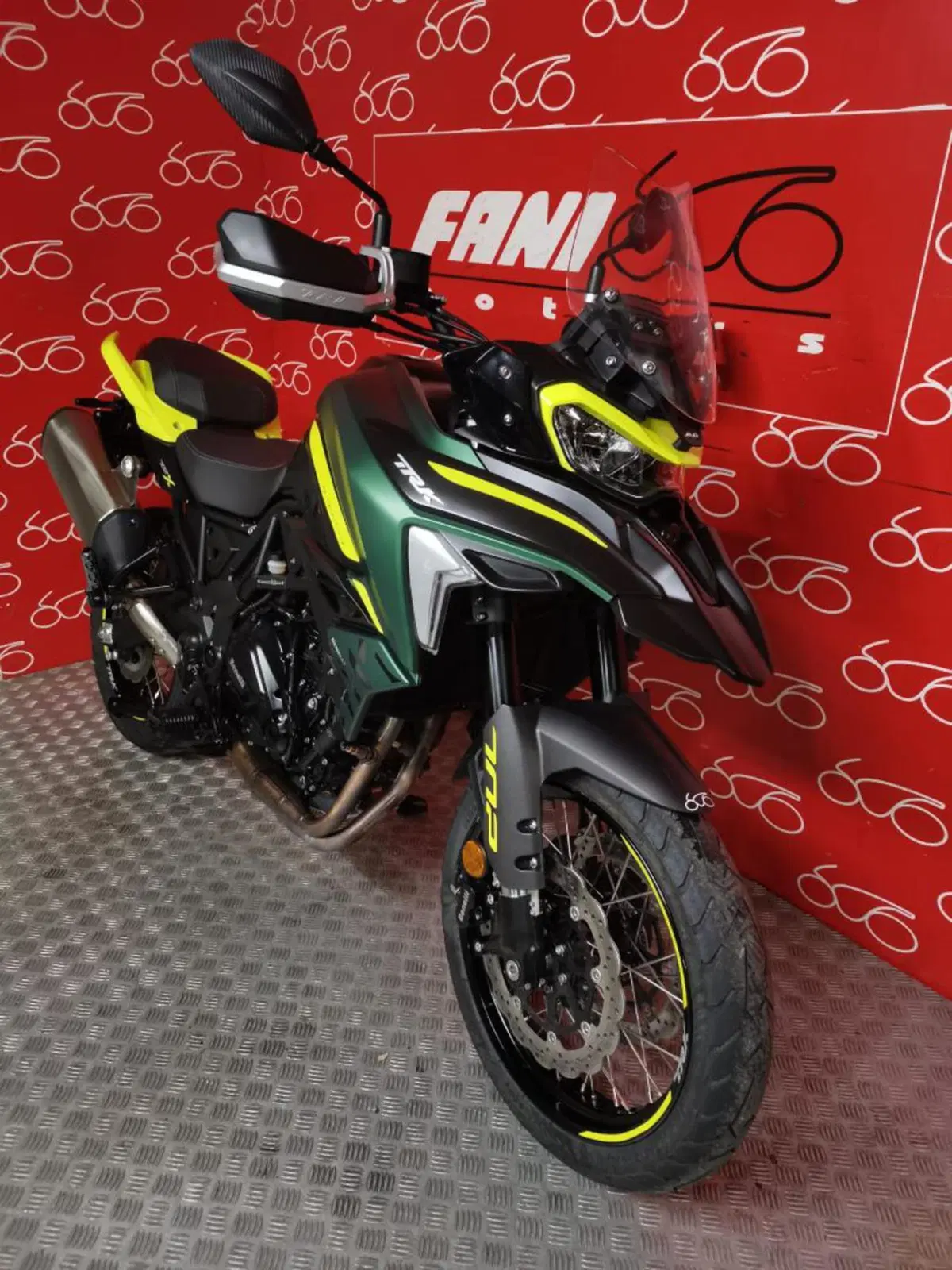 Benelli TRK 702X (2023 - 25) (2)