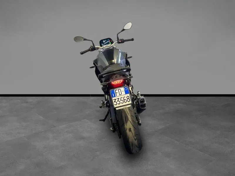 Bmw F 900 R (2021 - 24) (4)