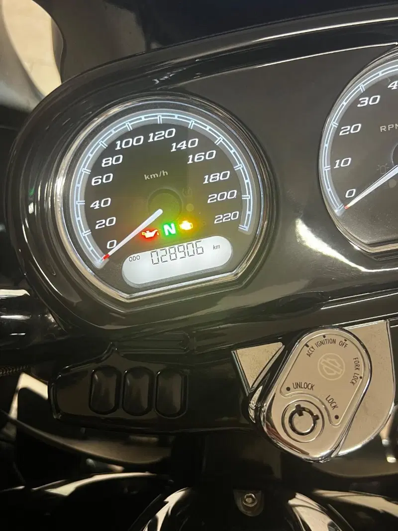Harley-Davidson 114 Road Glide Limited (2020) - FLTRK