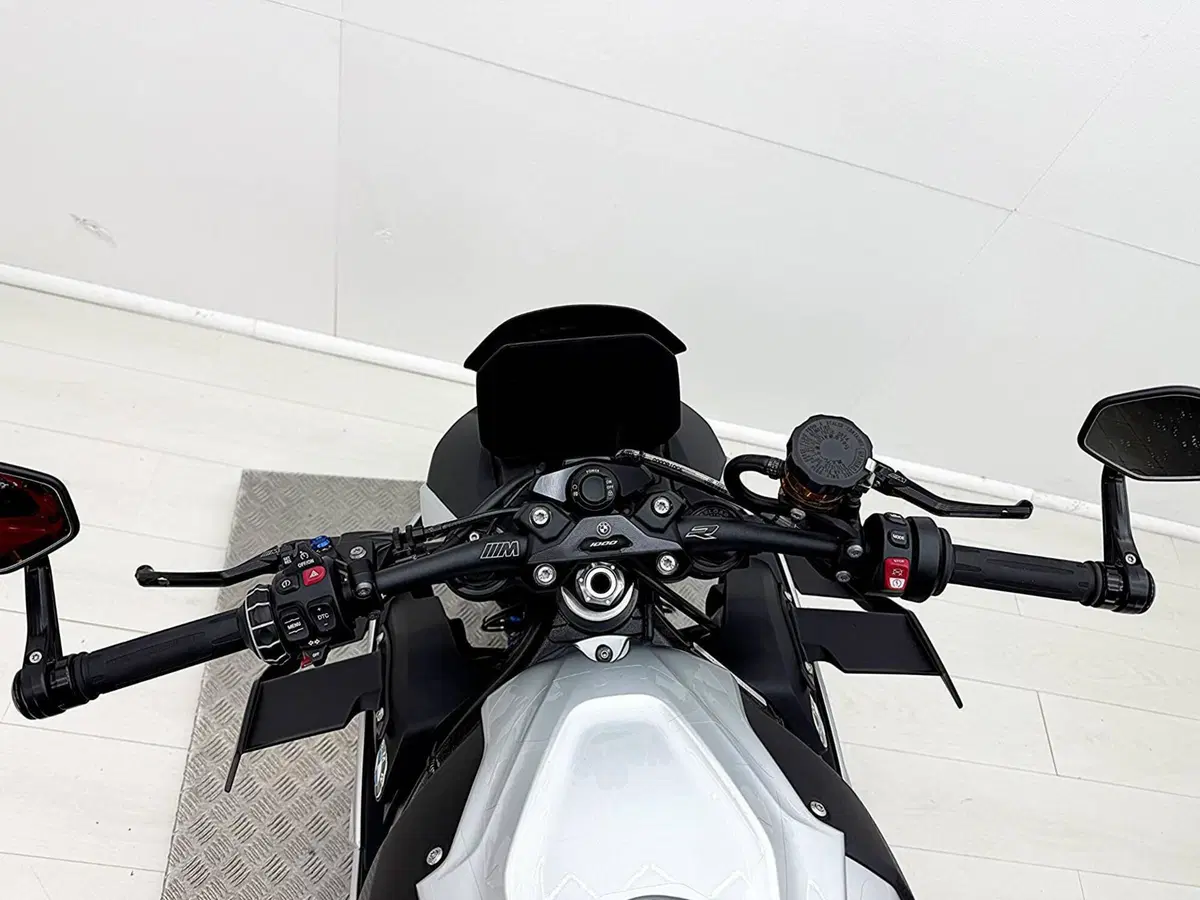 Bmw M 1000 R (2025 - 26) (19)