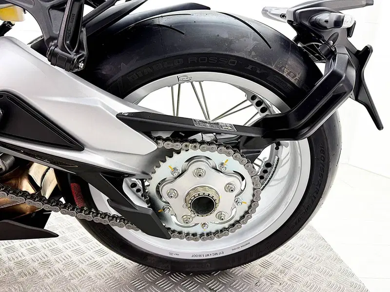 MV Agusta Superveloce 800 98 (2023 - 26) (17)