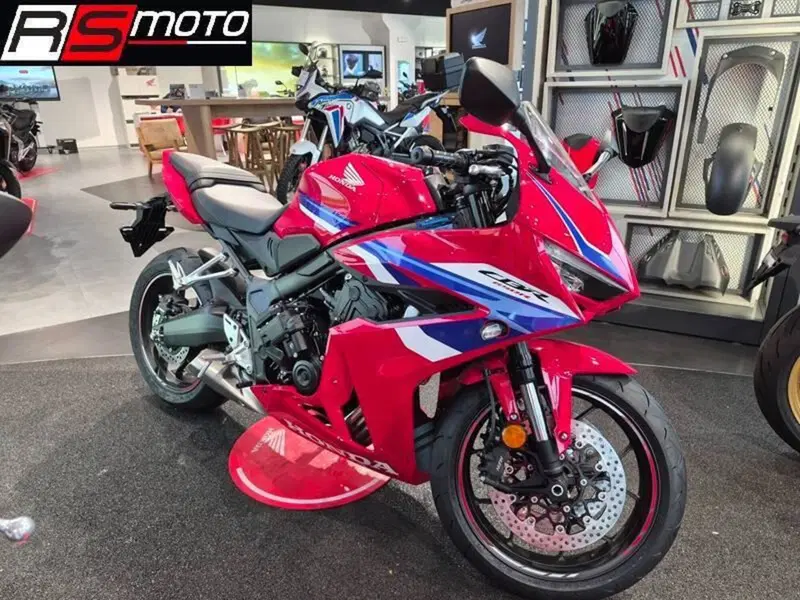 Honda CBR 650 R E-Clutch (2024 - 26)
