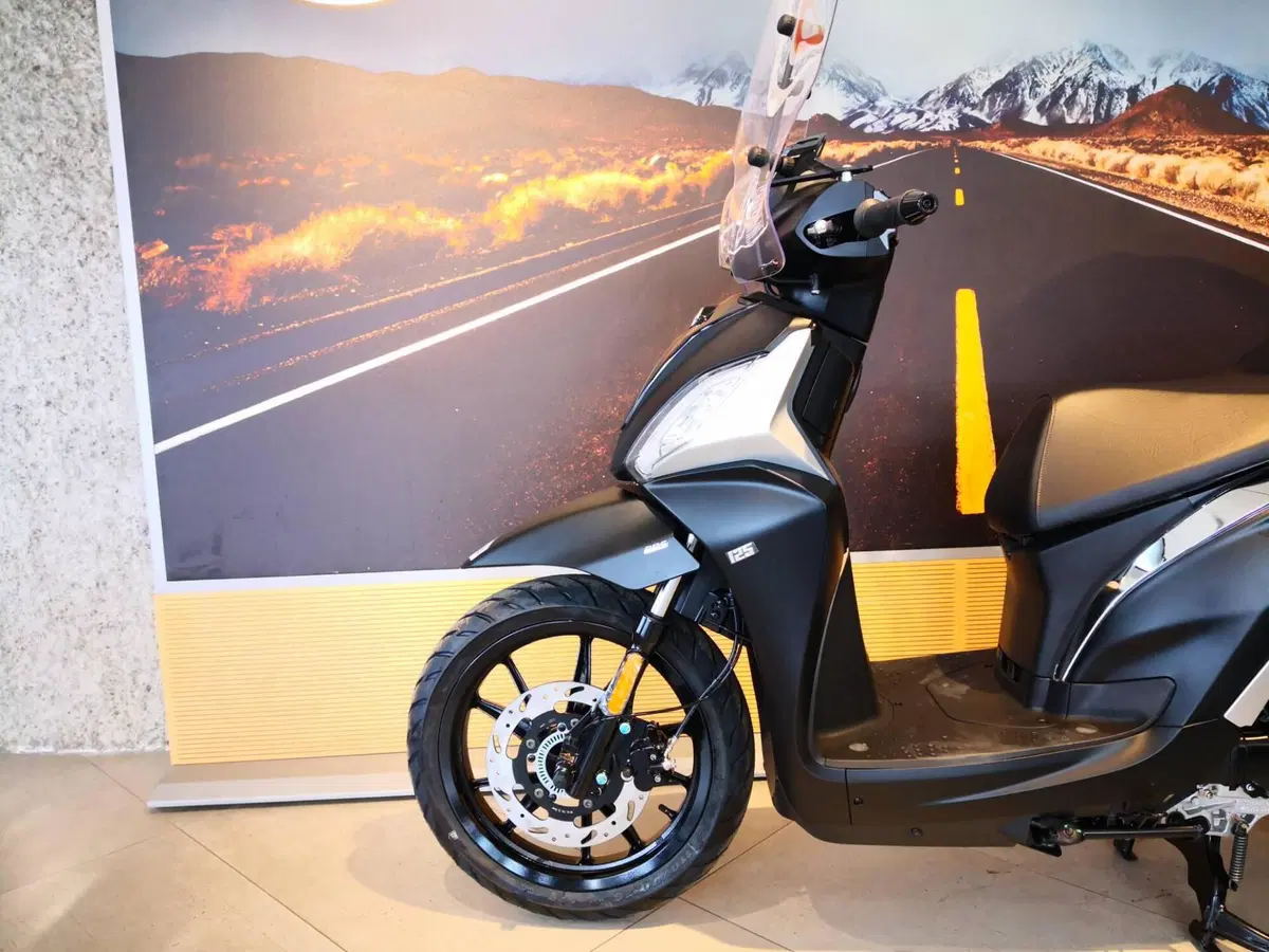 Sym Symphony 125 ST (2025 - 26) (9)