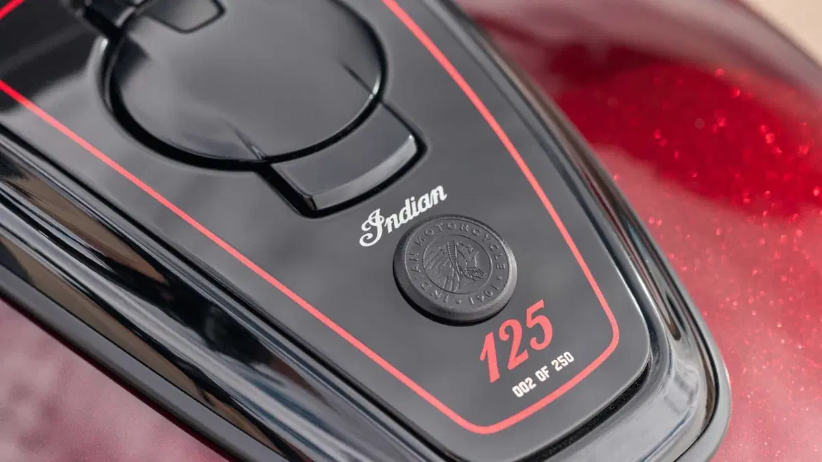 Indian Challenger Challenger 1834 Powerplus 125th Anniversary Edition (2026) (7)